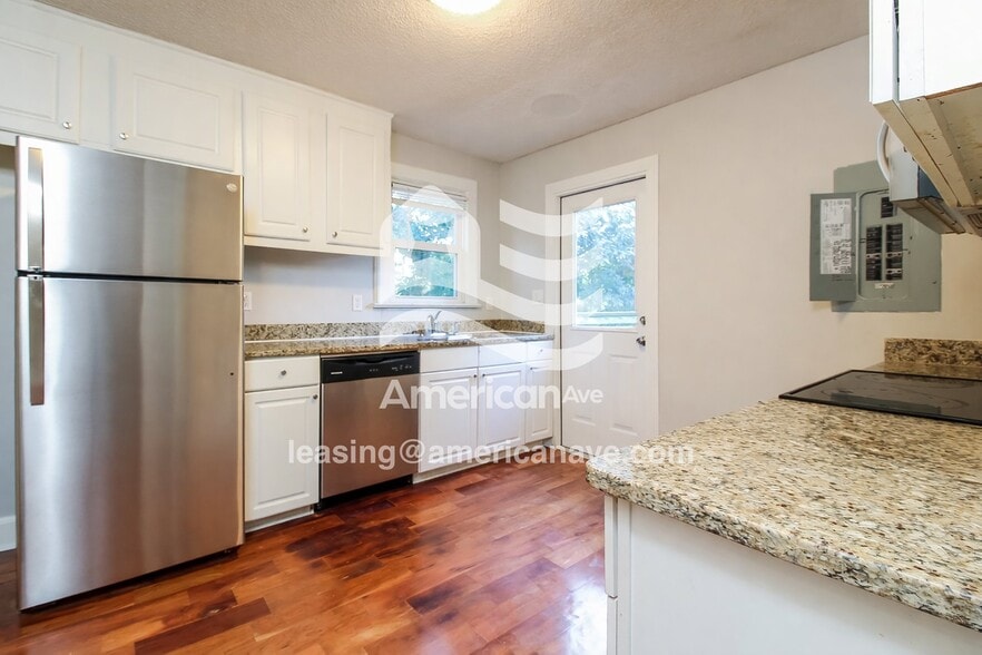 Building Photo - 4205 Mildred Ave