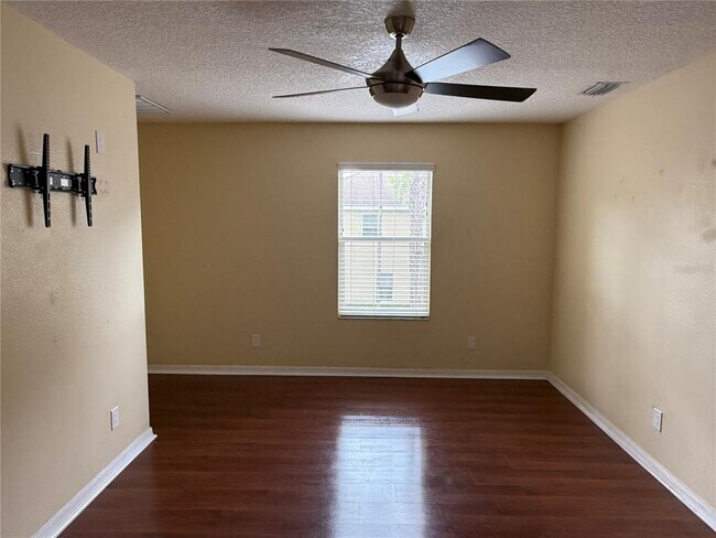 Building Photo - 10606 Shady Falls Ct