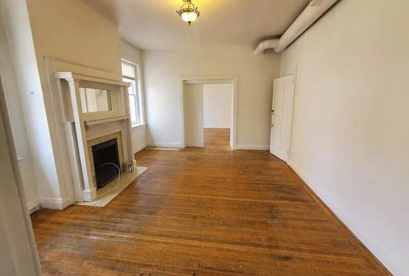 Building Photo - 421 W Grace St