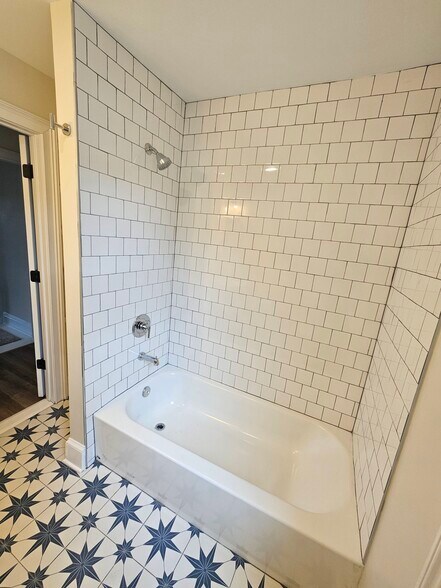 Building Photo - 326 Taylor St