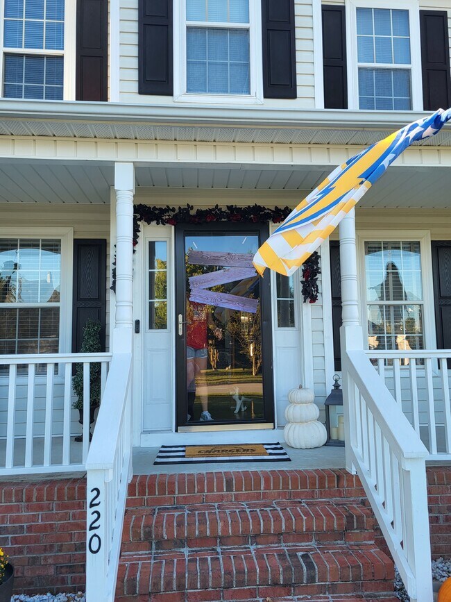 Building Photo - 220 Newport Drive