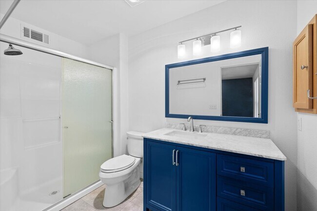 Building Photo - 235 Jackson Creek Dr
