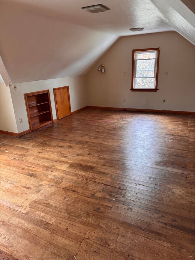 Building Photo - 12405 Reindeer Ave