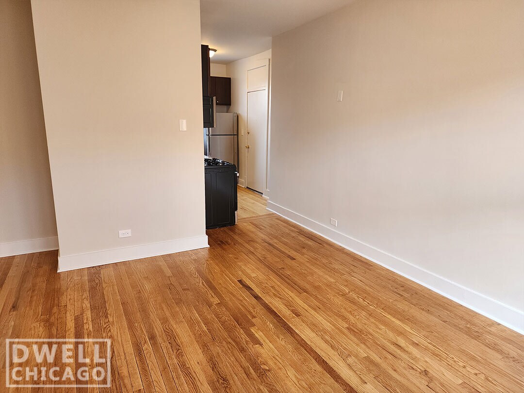 Building Photo - 1540 N Kedzie Ave