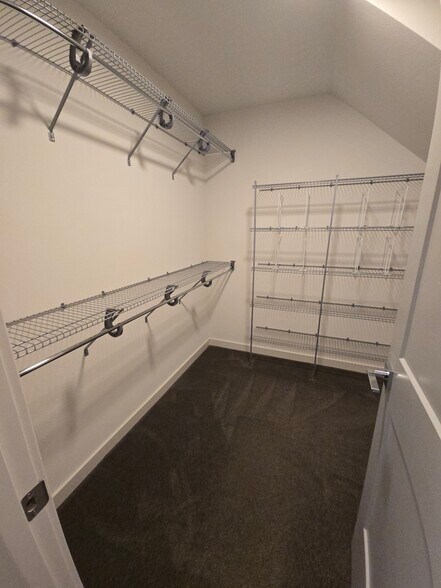 Building Photo - 2420B NW 61st St