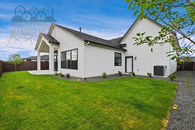 Building Photo - 10642 W Lothbury Dr