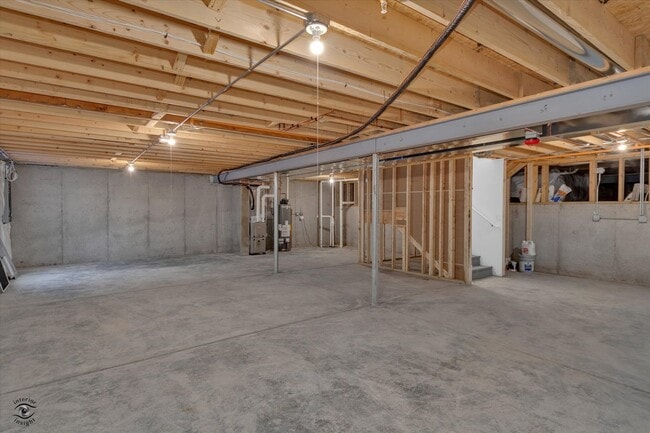 Building Photo - 8022 Bradley Dr