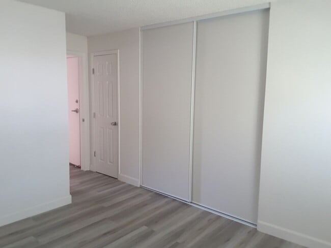 Building Photo - NEWLY REMODELED, SPACIOUS 2 BEDROOM 1 BATH CONDO IN WILDCREEK GARDENS