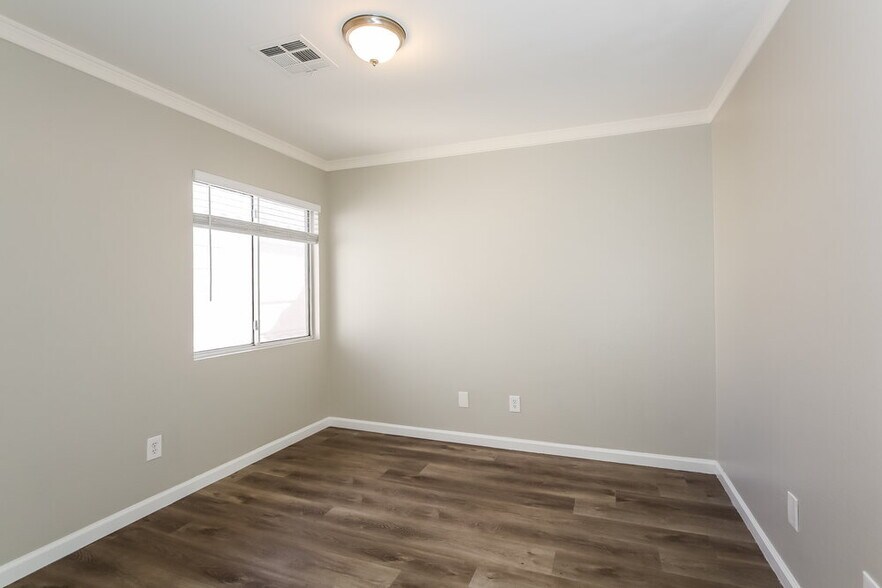 Building Photo - 5934 Aimless St