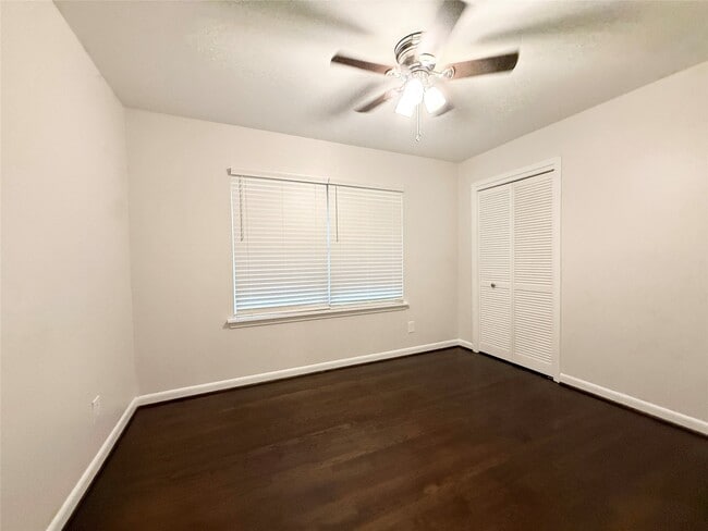 Building Photo - 913 Wimberly St