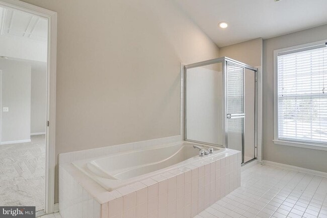 Building Photo - 12798 Thacker Hill Ct