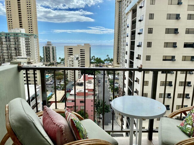 Primary Photo - Ocean View - Fully Furnished 1 Bedroom - W...