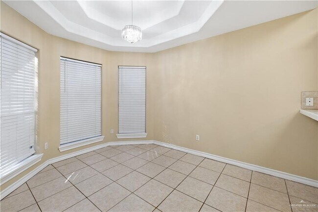 Building Photo - 38 Kiwi Ave