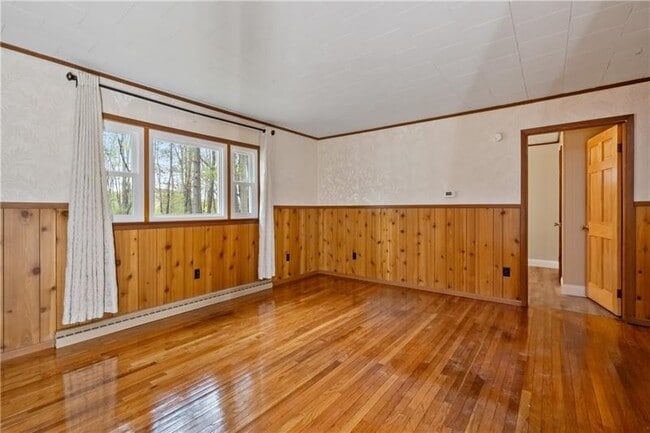 Building Photo - 127 Magill Rd