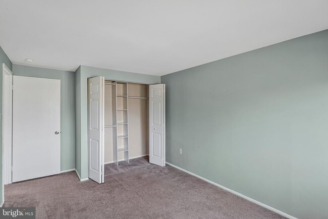 Building Photo - 1016 Trinity Gate St