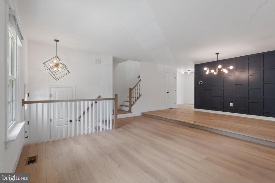 Building Photo - 19001 Grotto Ln