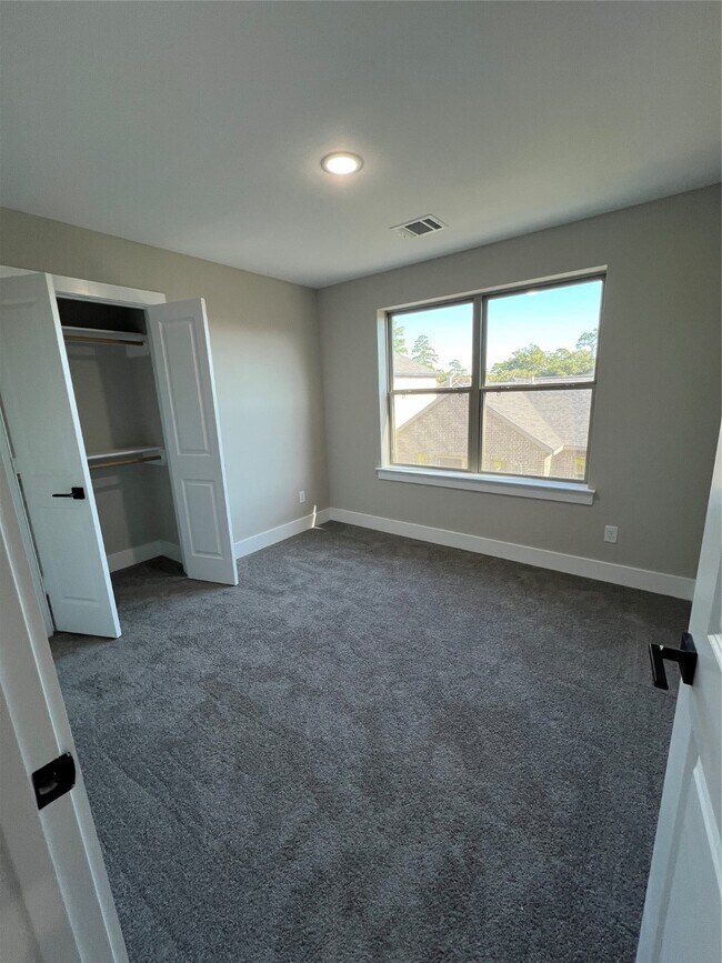 Building Photo - 2511 Martinas Ct