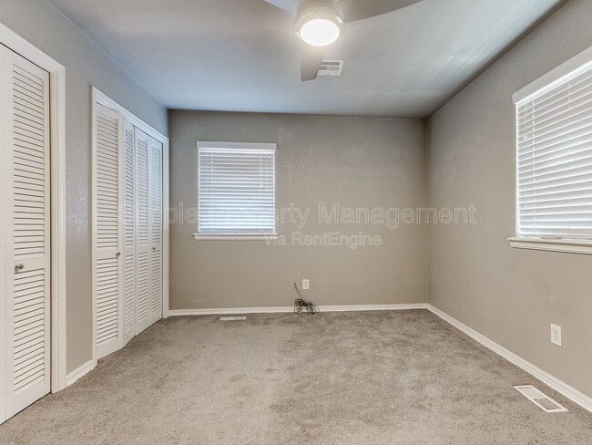 Building Photo - 4136 NW 61st Ter