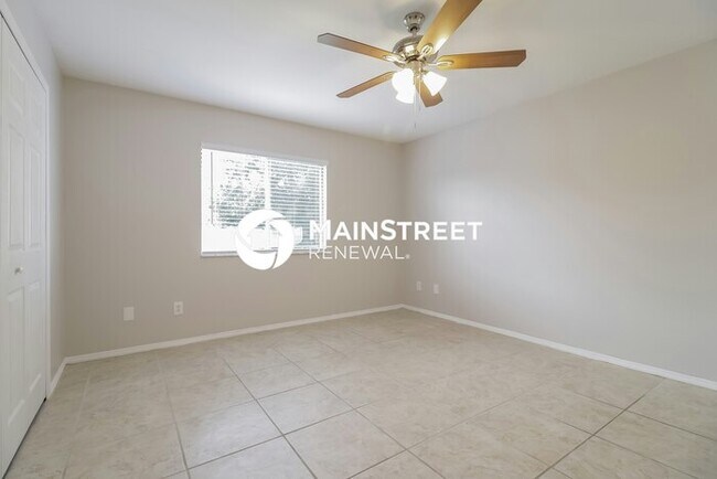Building Photo - 3 Bedroom Pet-Friendly Home in Kissimmee, FL with Main Street Renewal