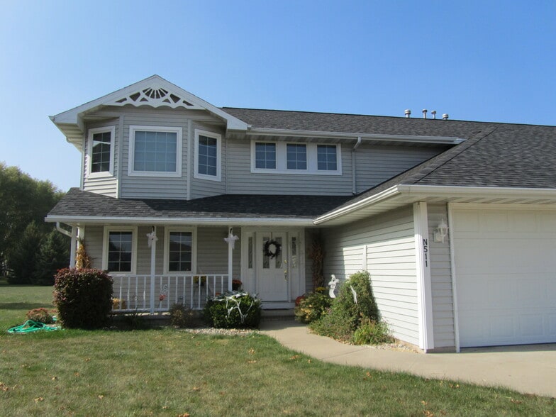 Building Photo - N511 Willowcrest Ct