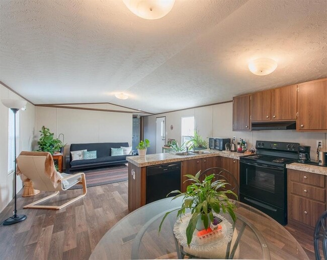 Building Photo - 1158 Rd 5720