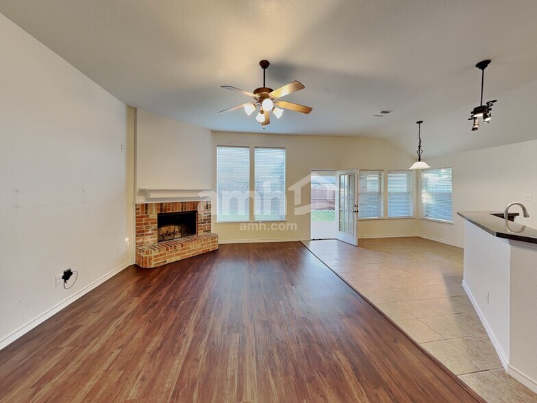 Building Photo - 3540 Desert Mesa Rd