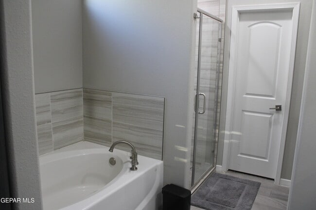 Building Photo - 754 Flexford St