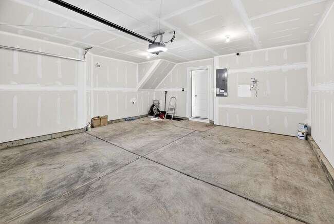Building Photo - 25 Stanton Rd