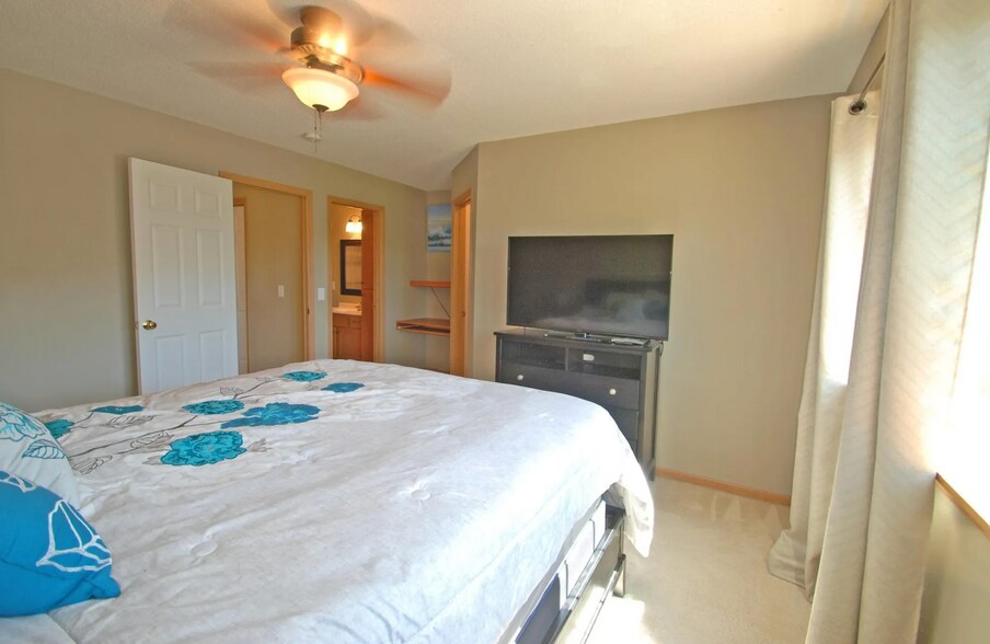 Building Photo - 140 Bridgewater Trl