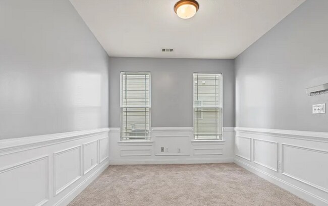 Building Photo - 632 Dunrobin Ln