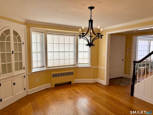 Building Photo - 16 Killian Ave