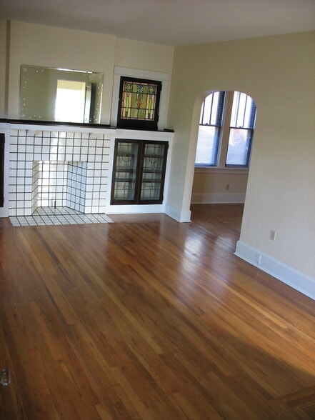 Living Room - 3001 Knowlson Ave