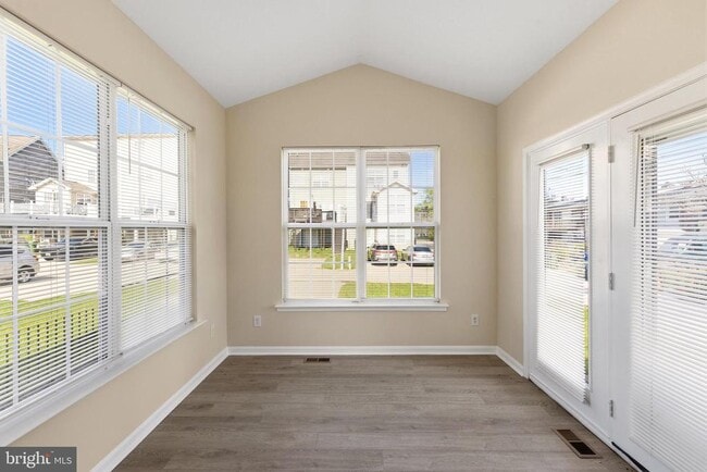 Building Photo - 4704 Denview Way