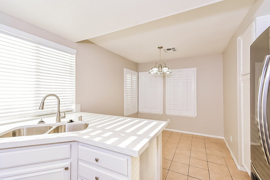 Building Photo - 4804 Crimson Glory Ln