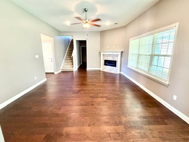 Building Photo - 8636 Birnham Cove