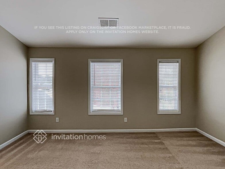 Building Photo - 6415 White Walnut Way