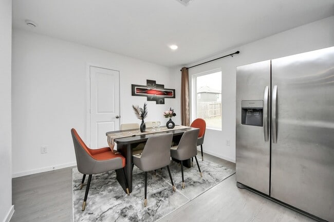 Building Photo - 28910 Texas Sparrow Ln