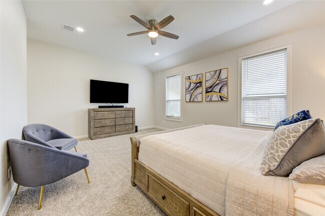 Building Photo - 22534 Petrizzi Ln