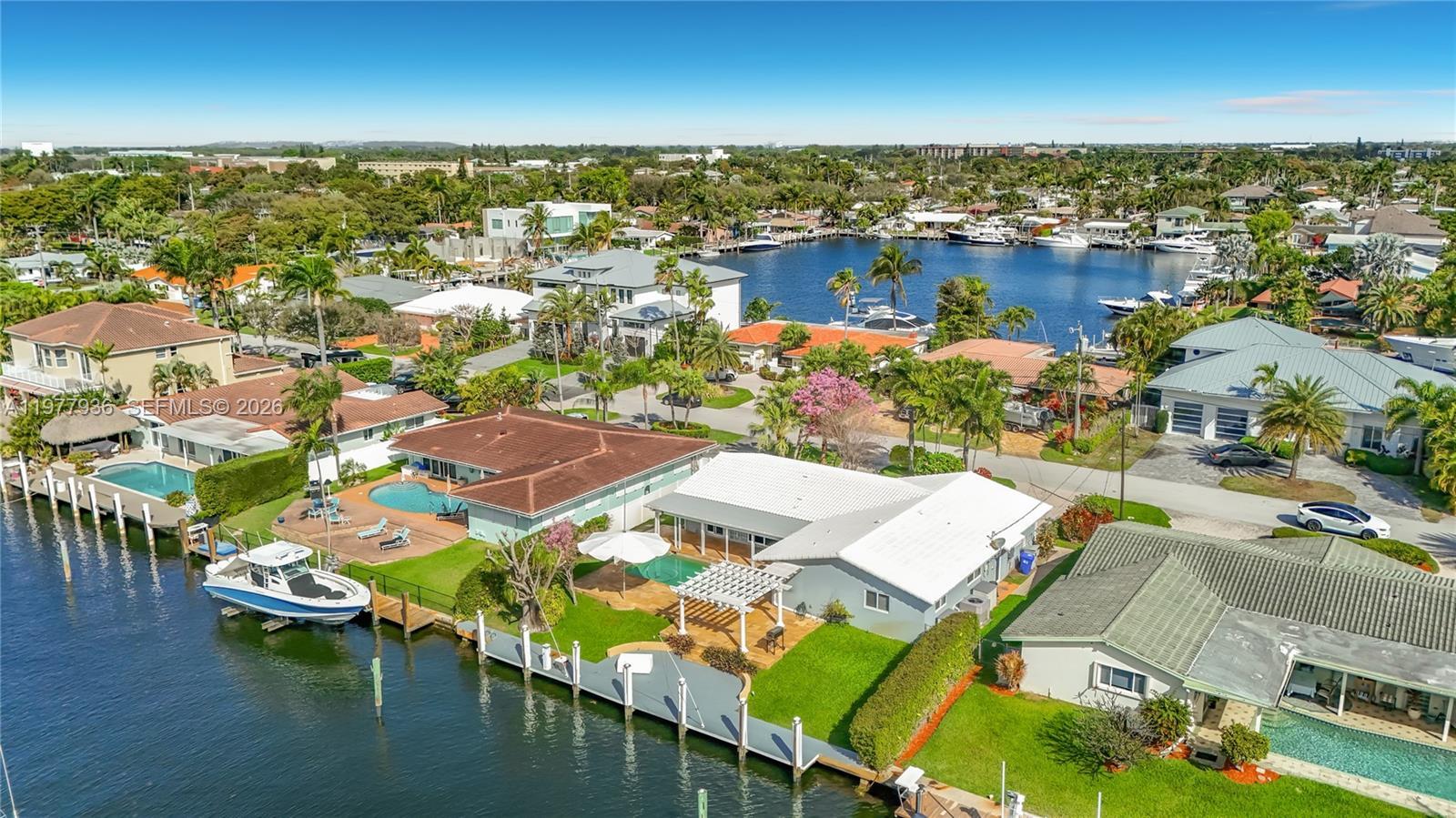 Building Photo - 2770 NE 8th Ct