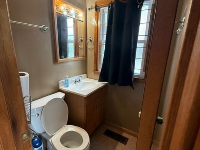 Building Photo - 8037 S Wentworth Ave