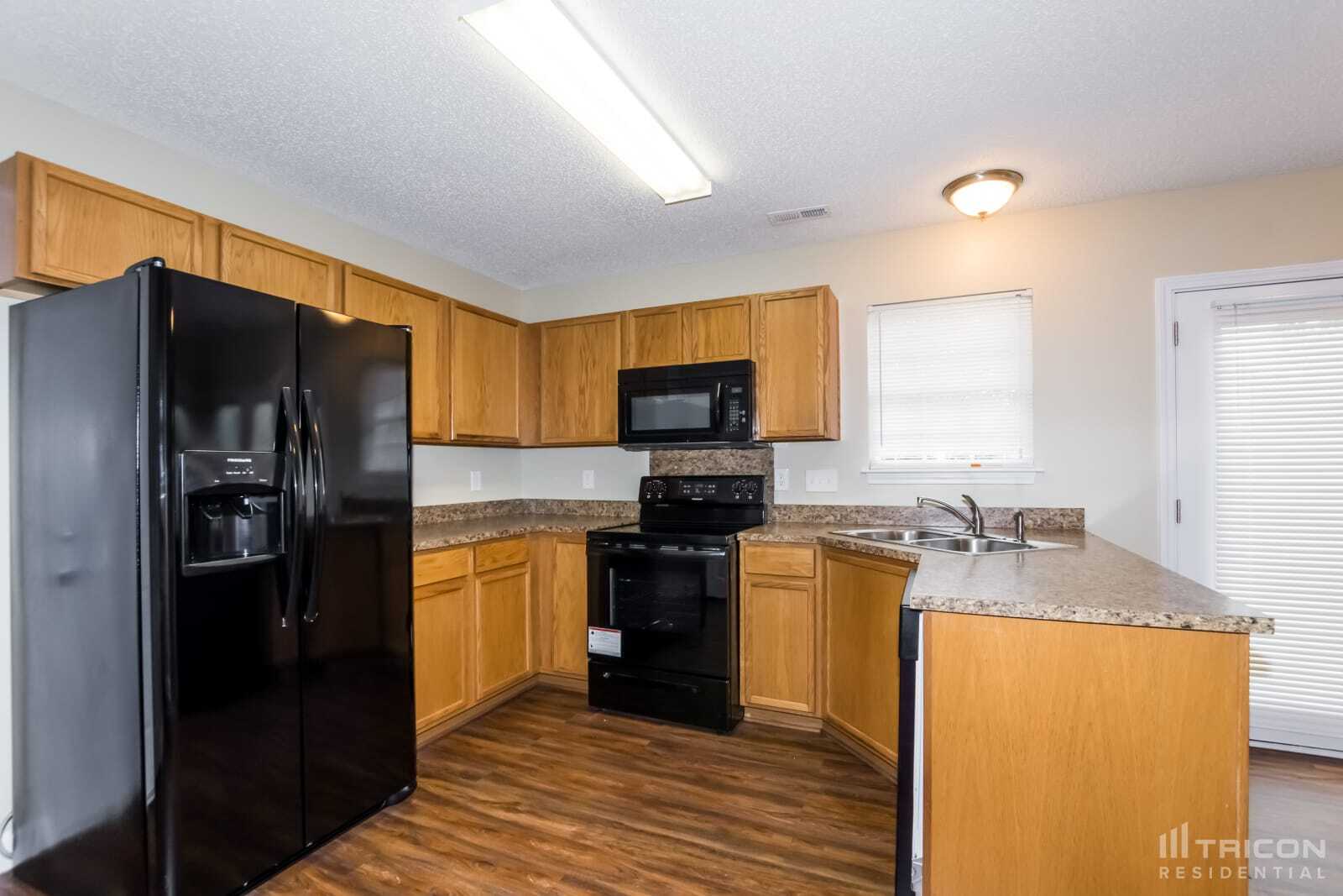 Building Photo - 11305 Silver Glen Ln