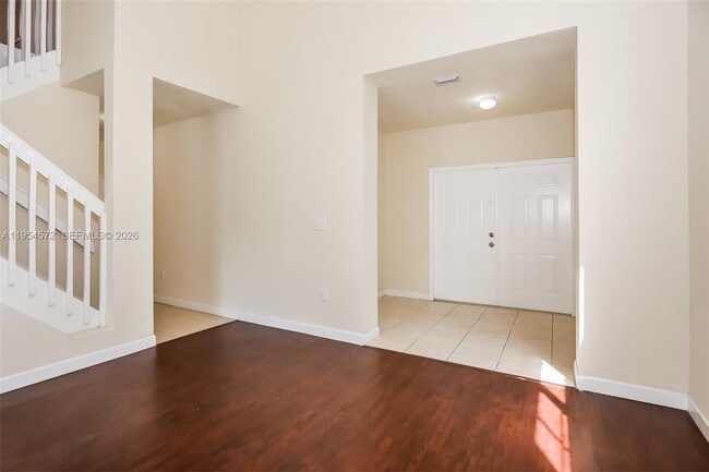 Building Photo - 15464 SW 18th Ln