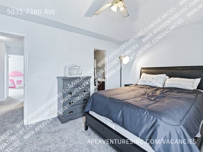 Building Photo - 5035 73rd Ave
