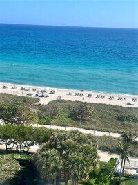 Building Photo - 9511 Collins Ave