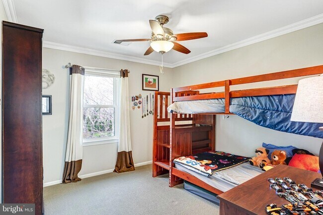 Building Photo - 6302 Shiplett Blvd