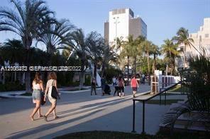 Building Photo - 1542 Drexel Ave