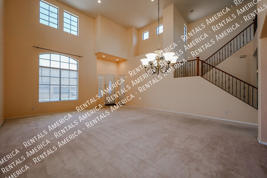 Building Photo - 4429 W Paseo Way