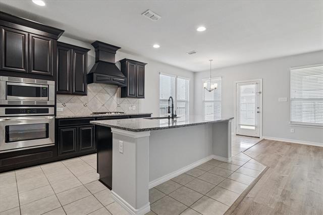 Building Photo - 1017 Lavender Dr