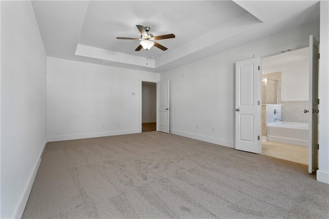 Building Photo - 64 Auburn Wds Dr