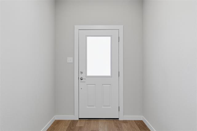 Building Photo - 607 Whispering Winds Trl